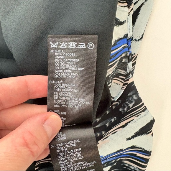 Reiss Astrid Printed Mini Flippy Wrap Skirt Black Print - Picture 9 of 9